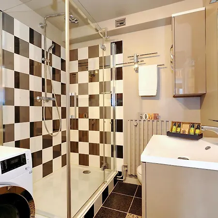 Apartment 1650: Appt 2p, 4 Pers, Wi-fi, Parking - Fr-1-575-209